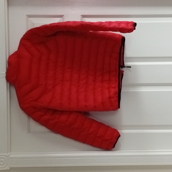 Stormtech Red Down Jacket size M - Picture 7 of 7